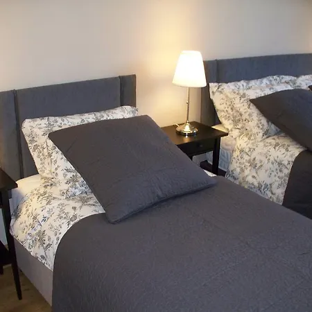 ベッド・アンド・ブレックファスト Blackberry ドゥーリン